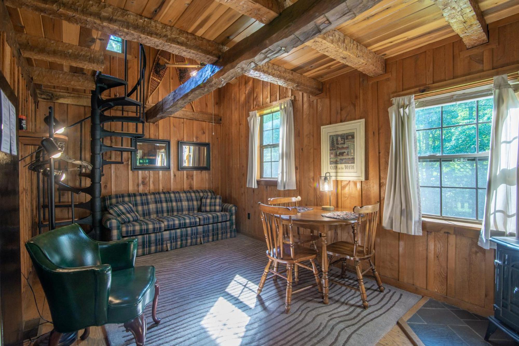 Moore House Inn & Cabins Marlinton Номер фото